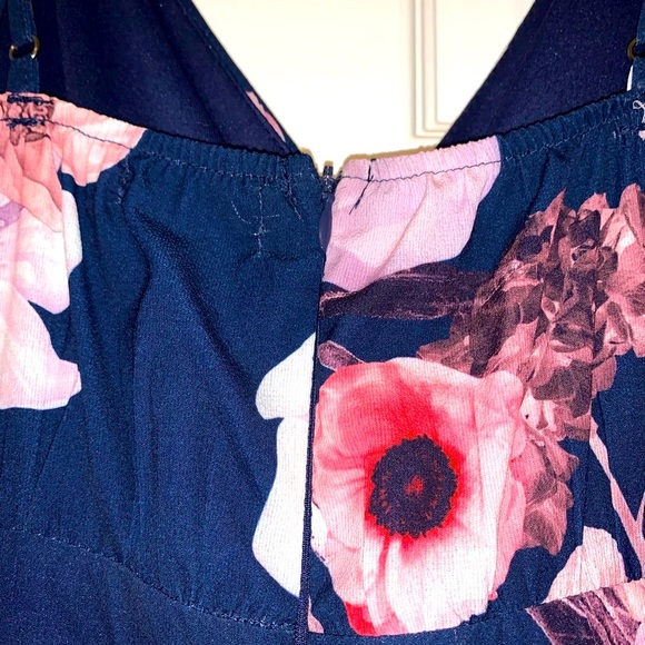 Hello Molly Floral Dress - Picture 6 of 13